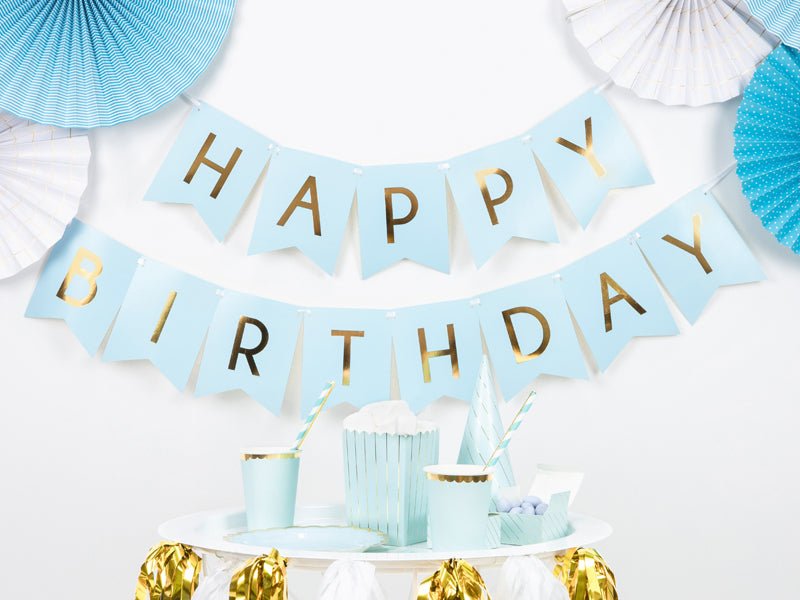 Lyseblåt "Happy Birthday" banner