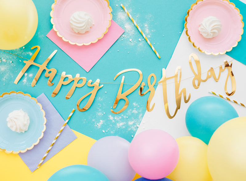 Guld "Happy Birthday" banner