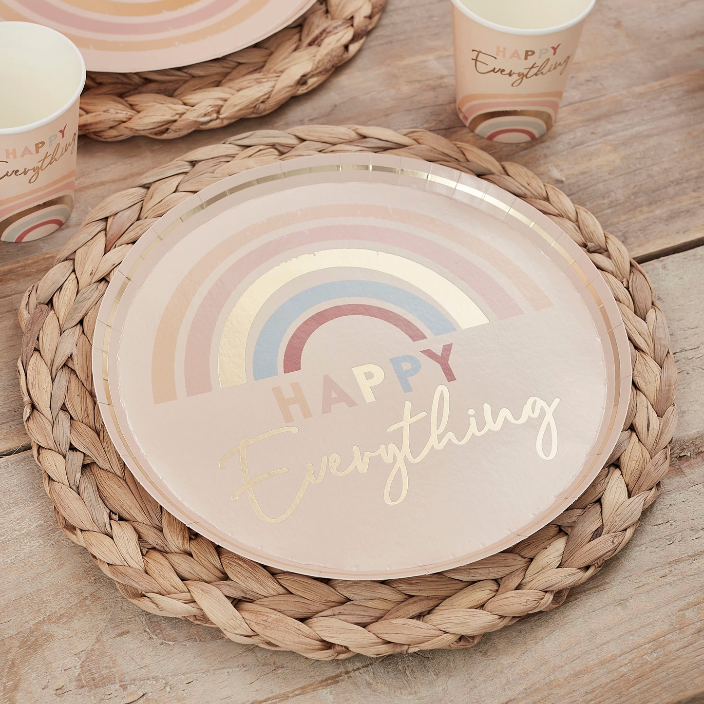 Regnbue paptallerkner "Happy Everything"