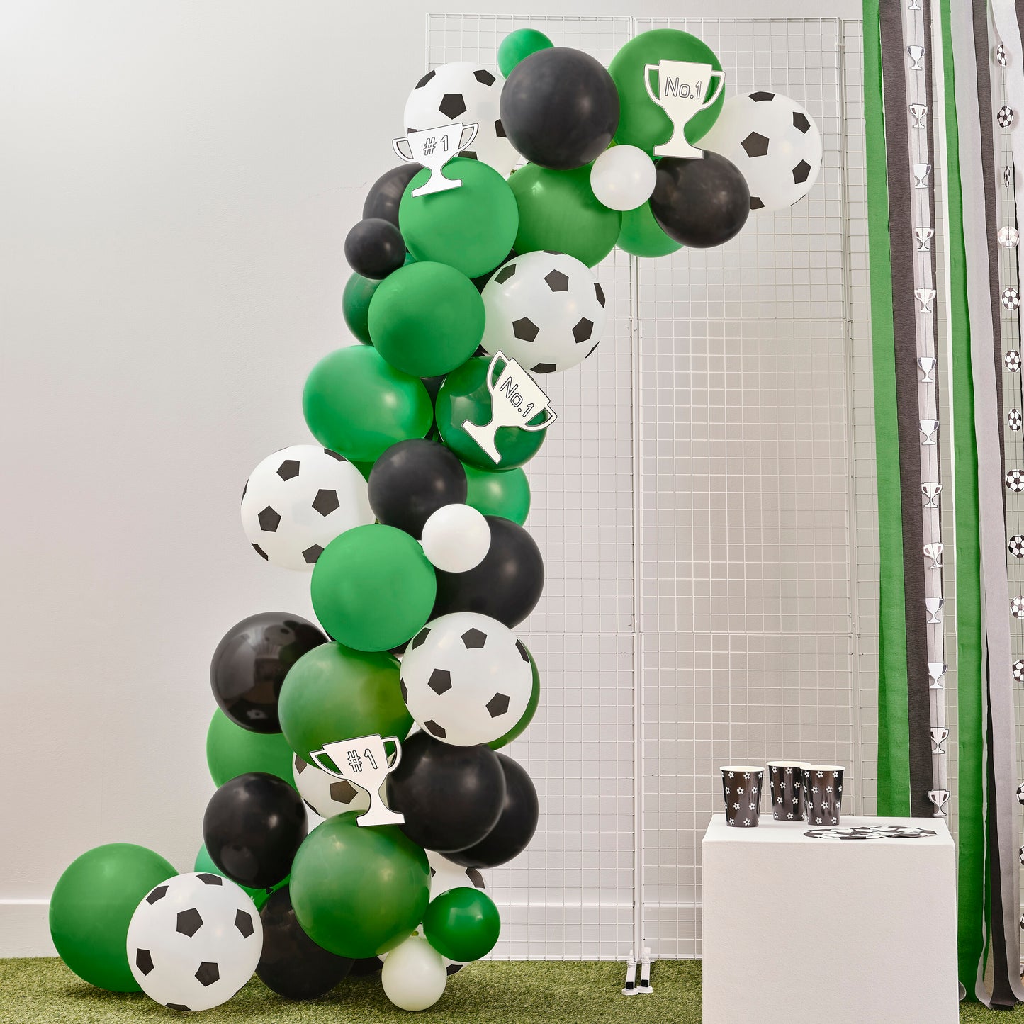 Ballonbue i fodboldtema