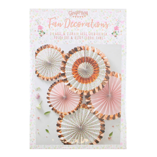 Rosaguld faner med blomsterprint
