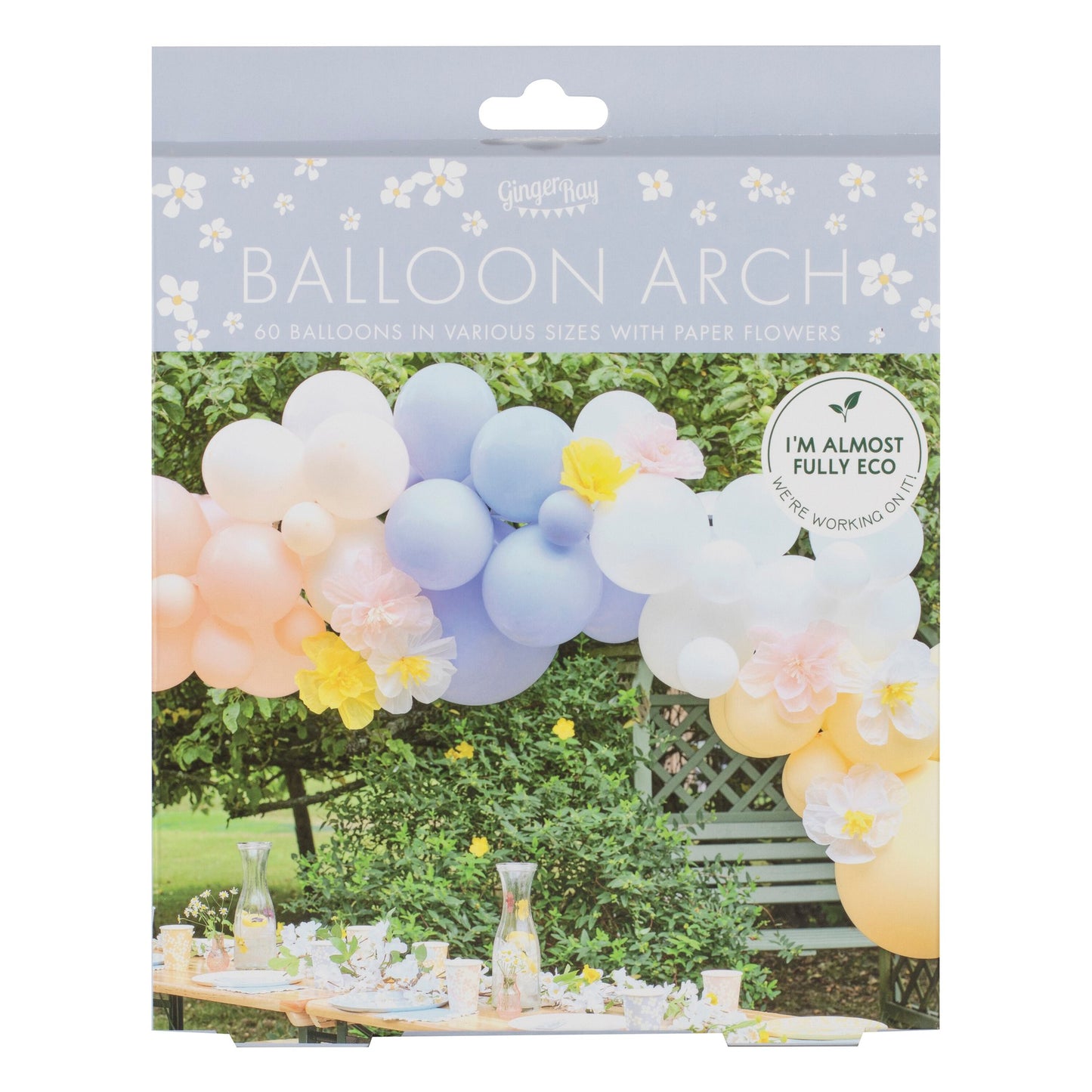 Ballonbue i pastelfarver med papirblomster