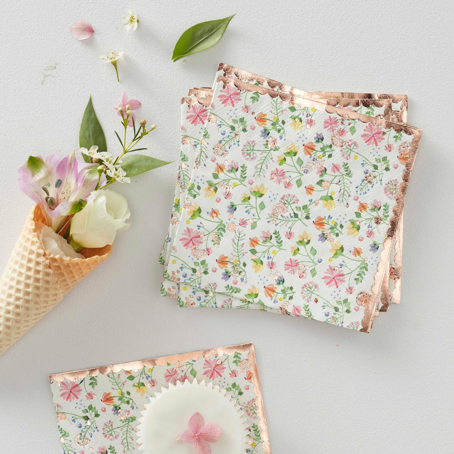 Servietter, blomsterprint - 16 stk
